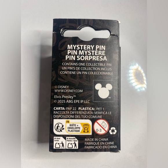 Disney Loungefly Lilo & Stitch Mystery Pin – Stitch in Red Cape - Picture 4 of 8